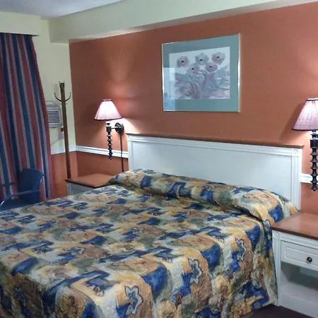 Budget Inn 2000-3